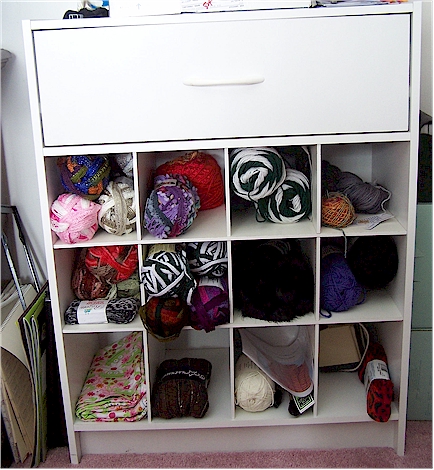 yarn shelf
