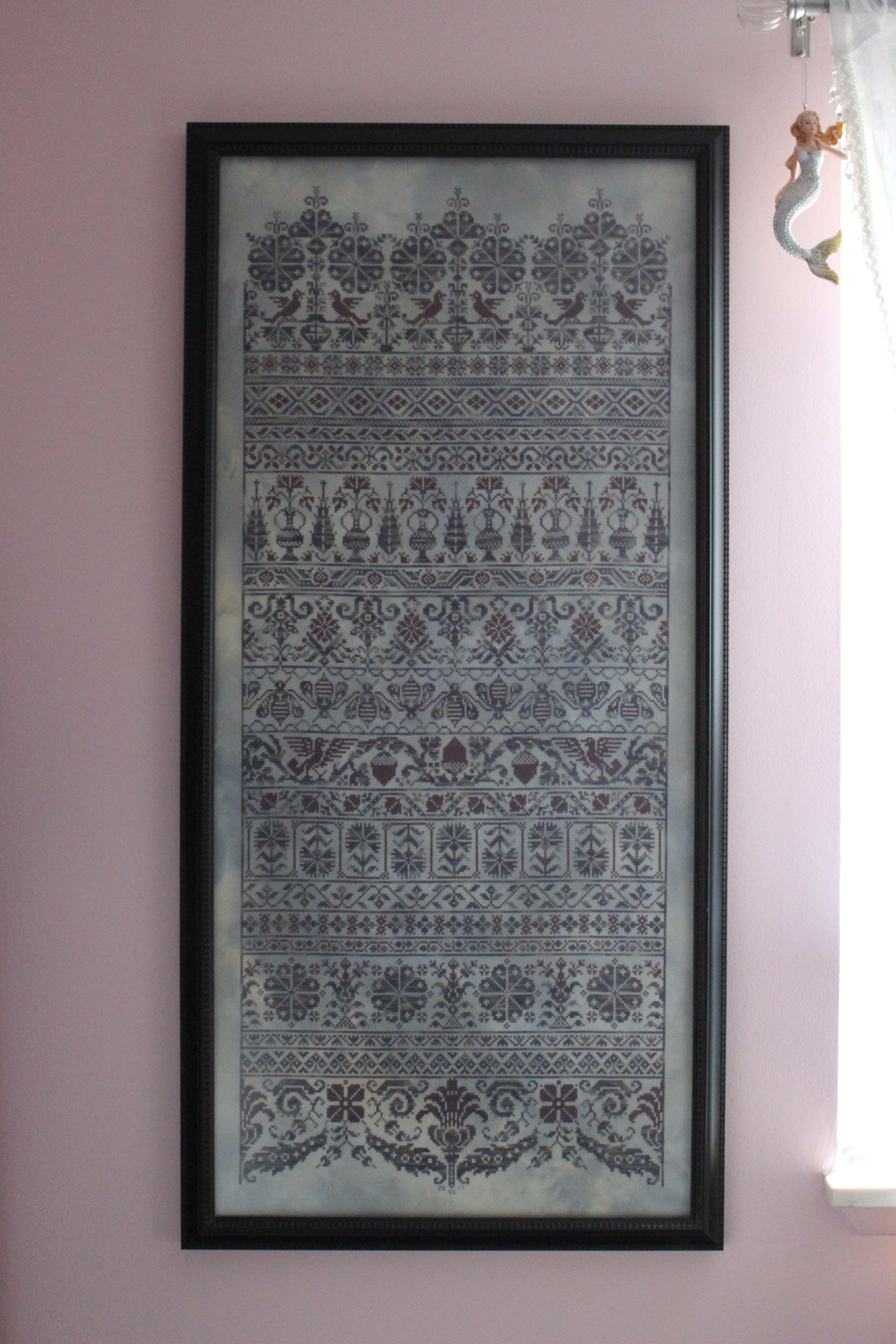 Mystery Sampler 2017 hung