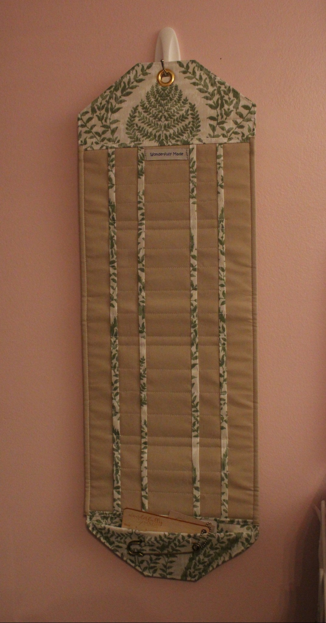 circular needle holder